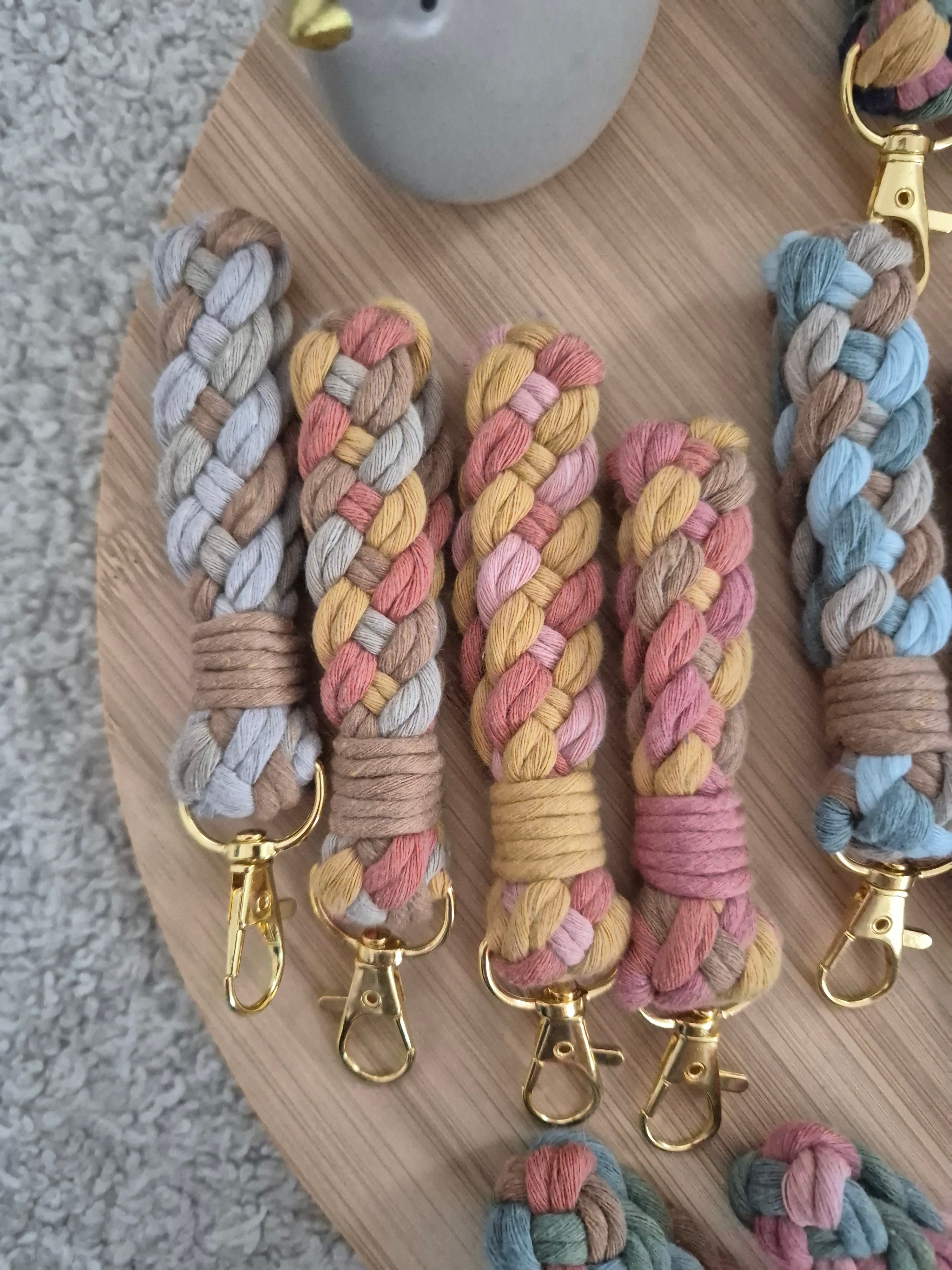 macramé keychains ♡ small